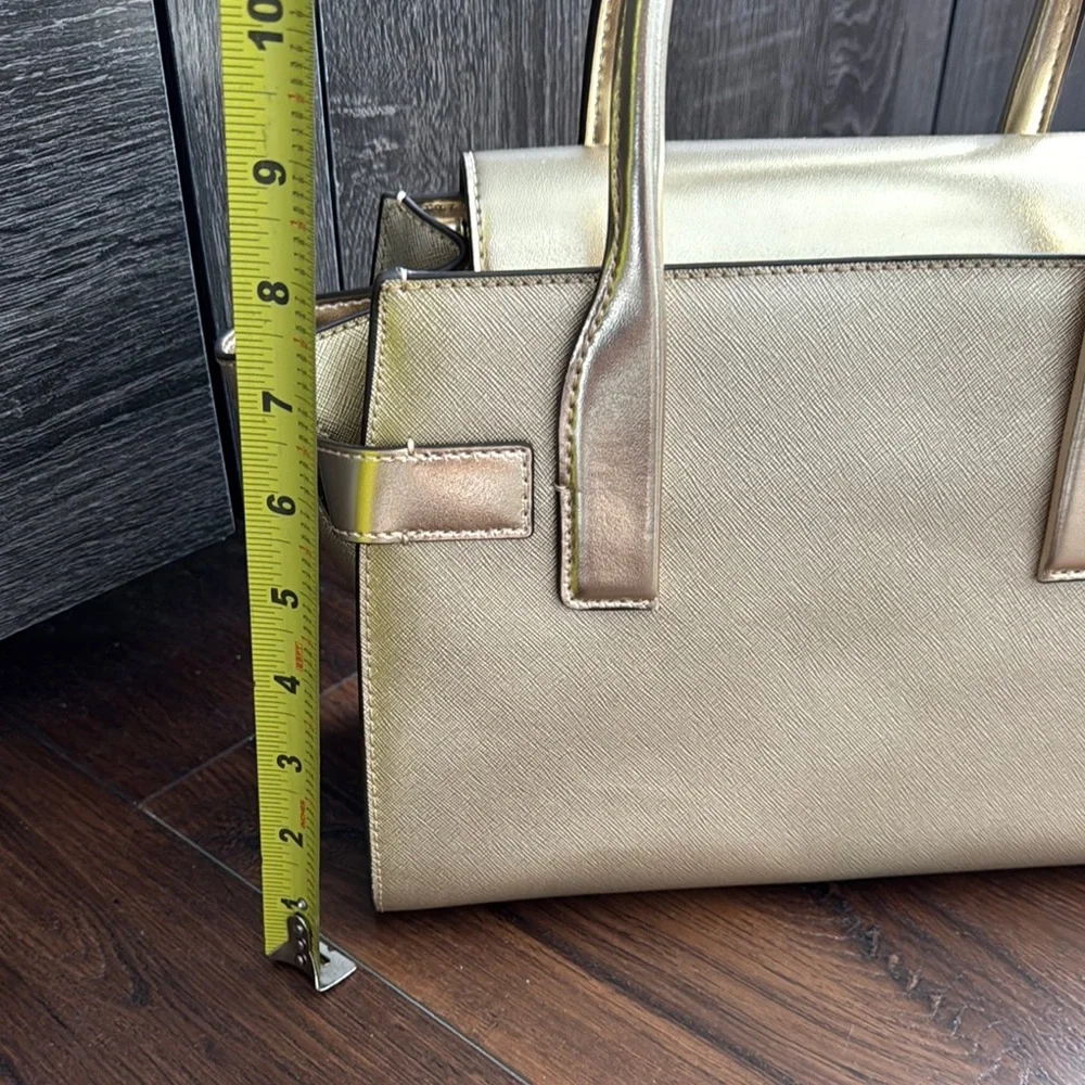 Michael Kors NWT Carmen Medium Metallic belted Gold Satchel Handbag - Picture 4 of 14